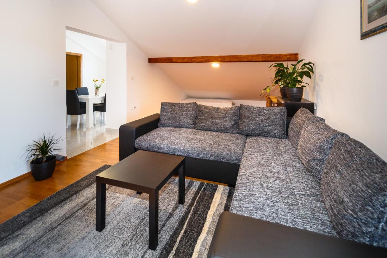 Zdravka Apartment